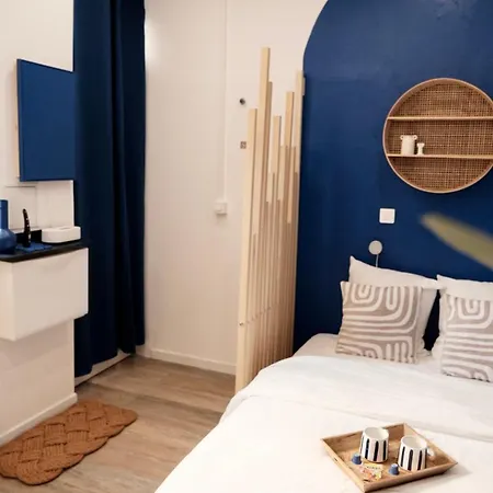 Апартаменти Hyper-centre - 2 Personnes Avec Cours Privee Руан