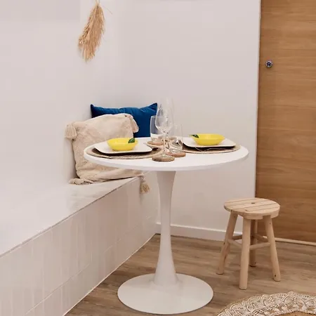 Appartamento En Hyper-centre - 2 Personnes Avec Cours Privée