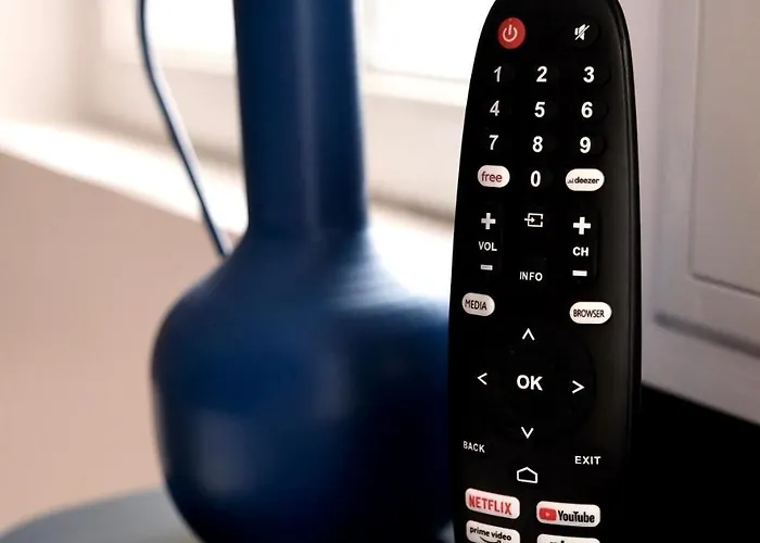 Апартаменти Hyper-centre - 2 Personnes Avec Cours Privee *